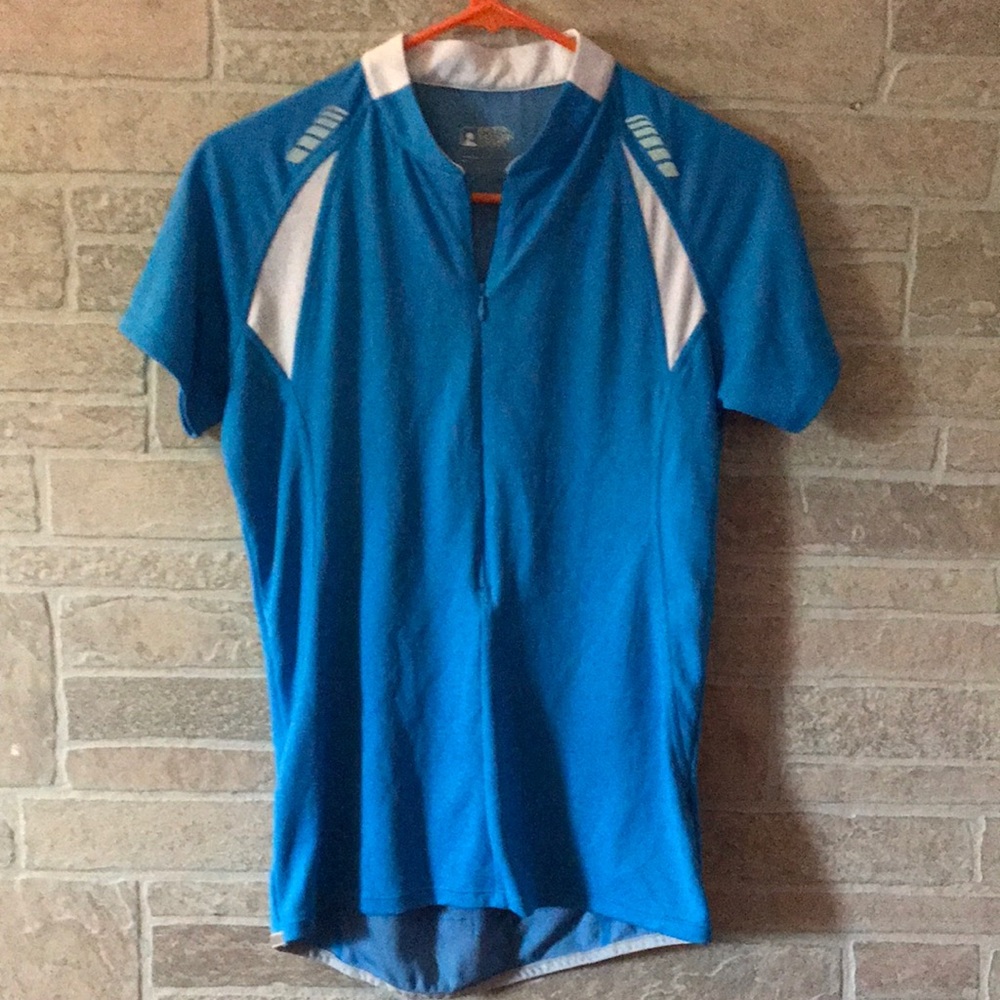 ✅Eastern Mountain Sport Athletic Tee